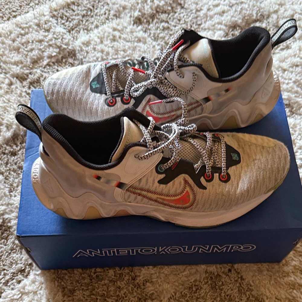 Nike Men’s Shoes - White and Black